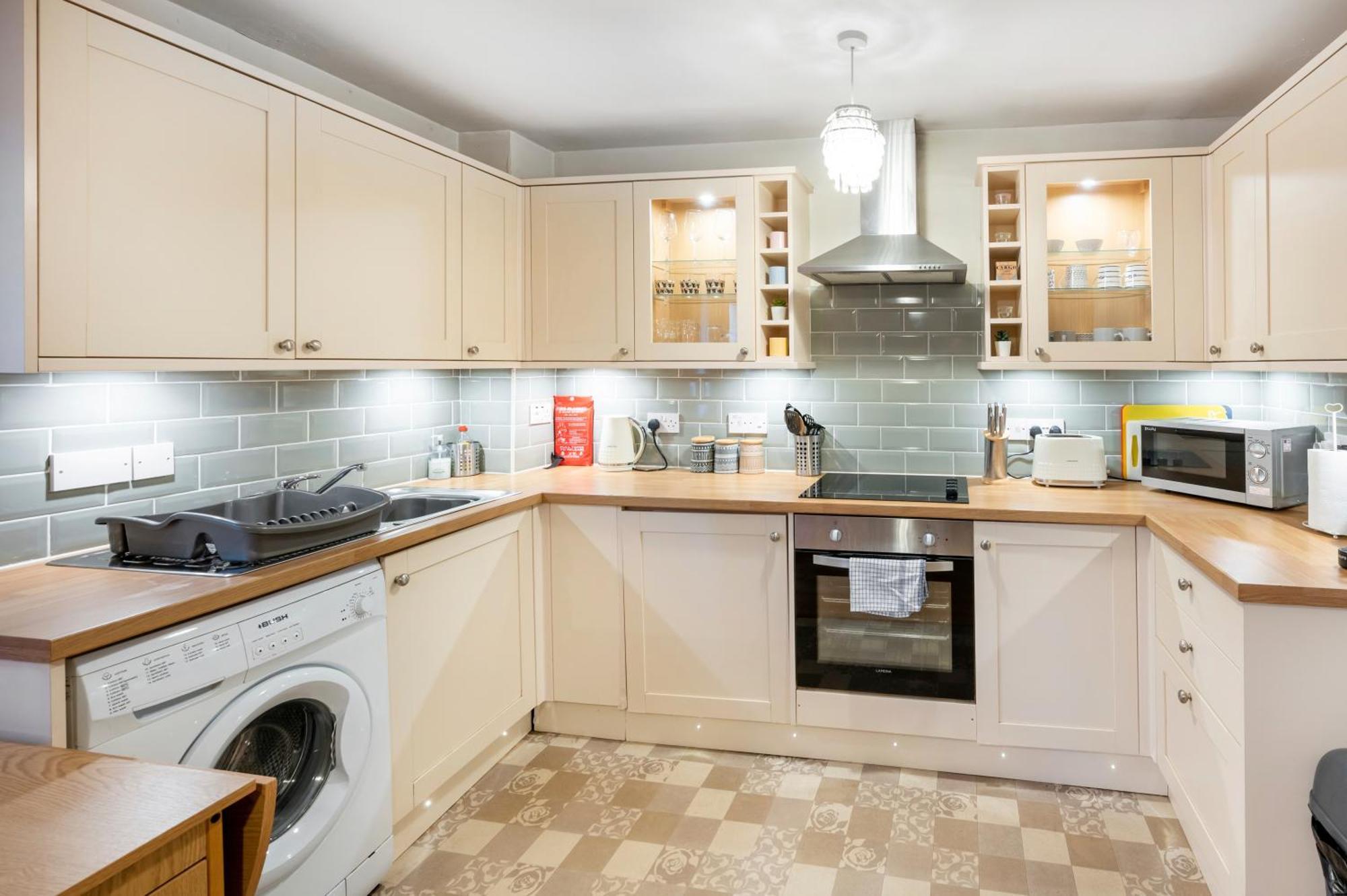 Charming 1Br Apartment Close To Centre With Free Parking Oban Luaran gambar
